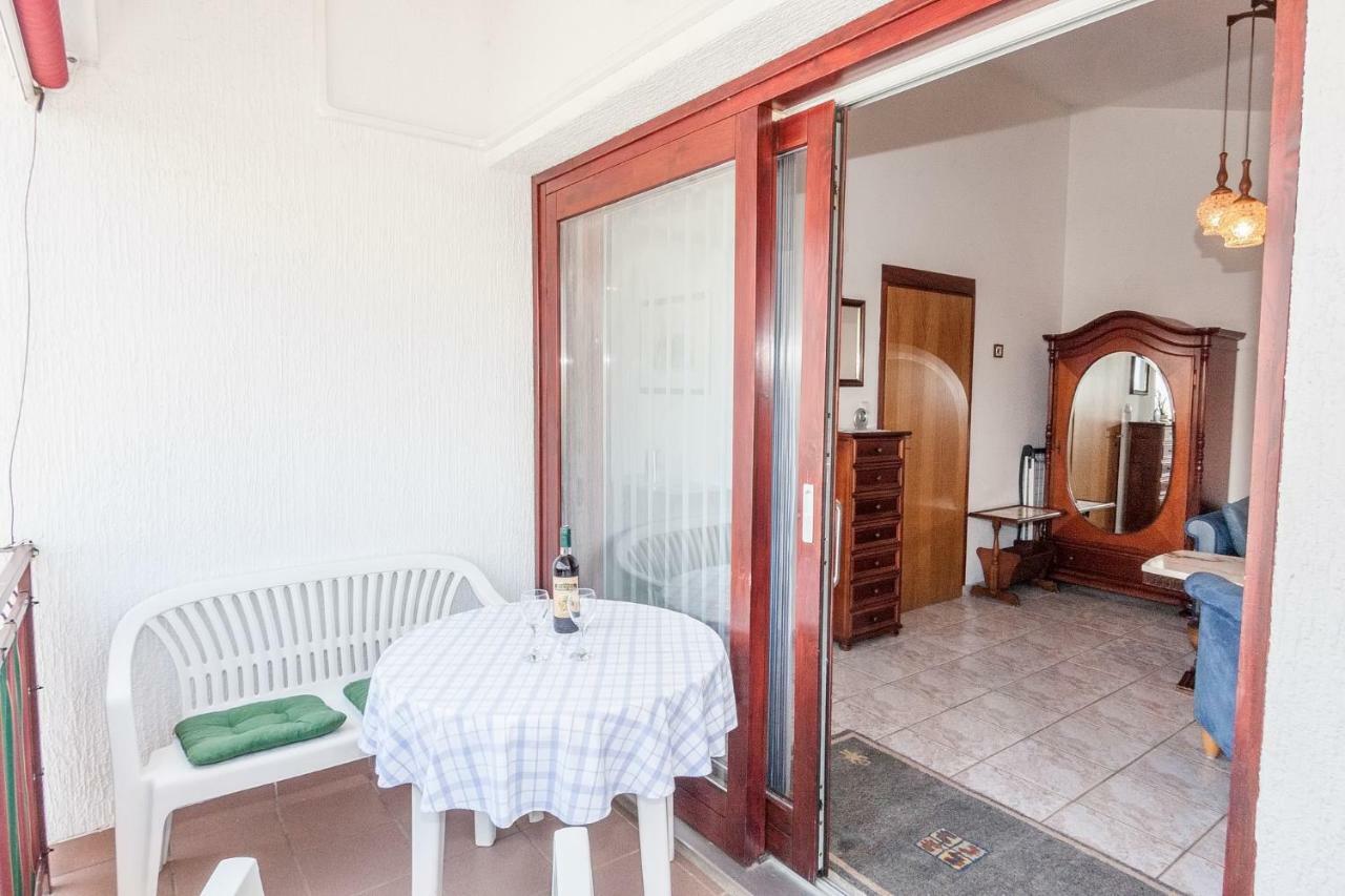 Ferienwohnungen Velijoze Porec Exterior photo