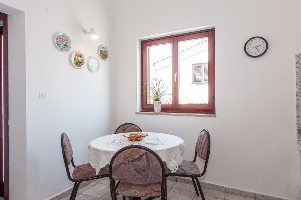 Ferienwohnungen Velijoze Porec Exterior photo